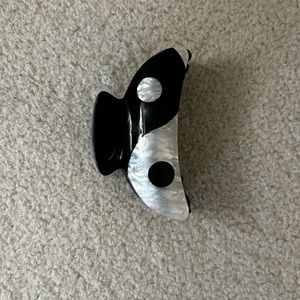 Yin-yang ☯️ Claw Clip